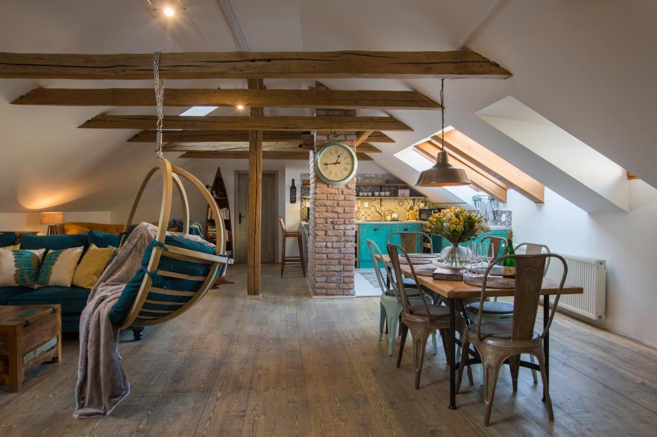 Gigantic Boho Chic 3 Bedroom 3 Bathroom Loft With Hanging Chair Apartamento