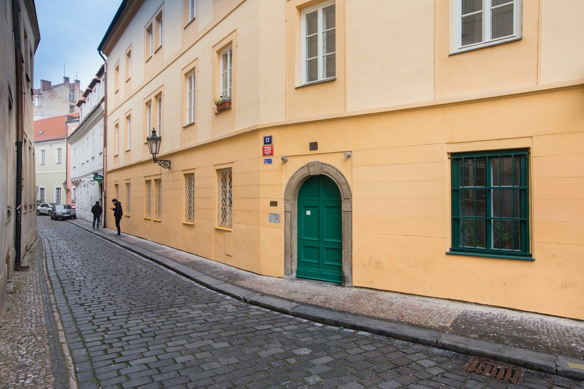 Gigantic Boho Chic 3 Bedroom 3 Bathroom Loft With Hanging Chair Apartamento Praga
