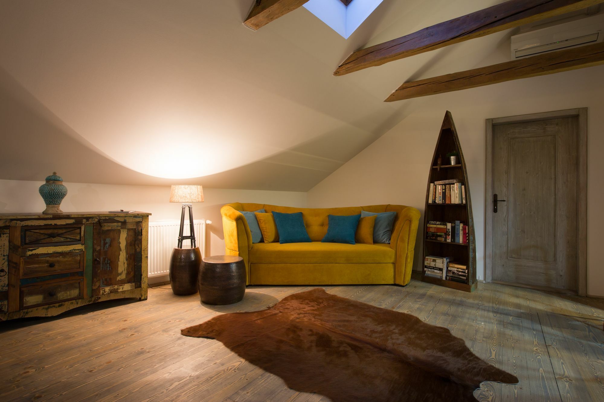 Apartamento Gigantic Boho Chic 3 Bedroom 3 Bathroom Loft With Hanging Chair